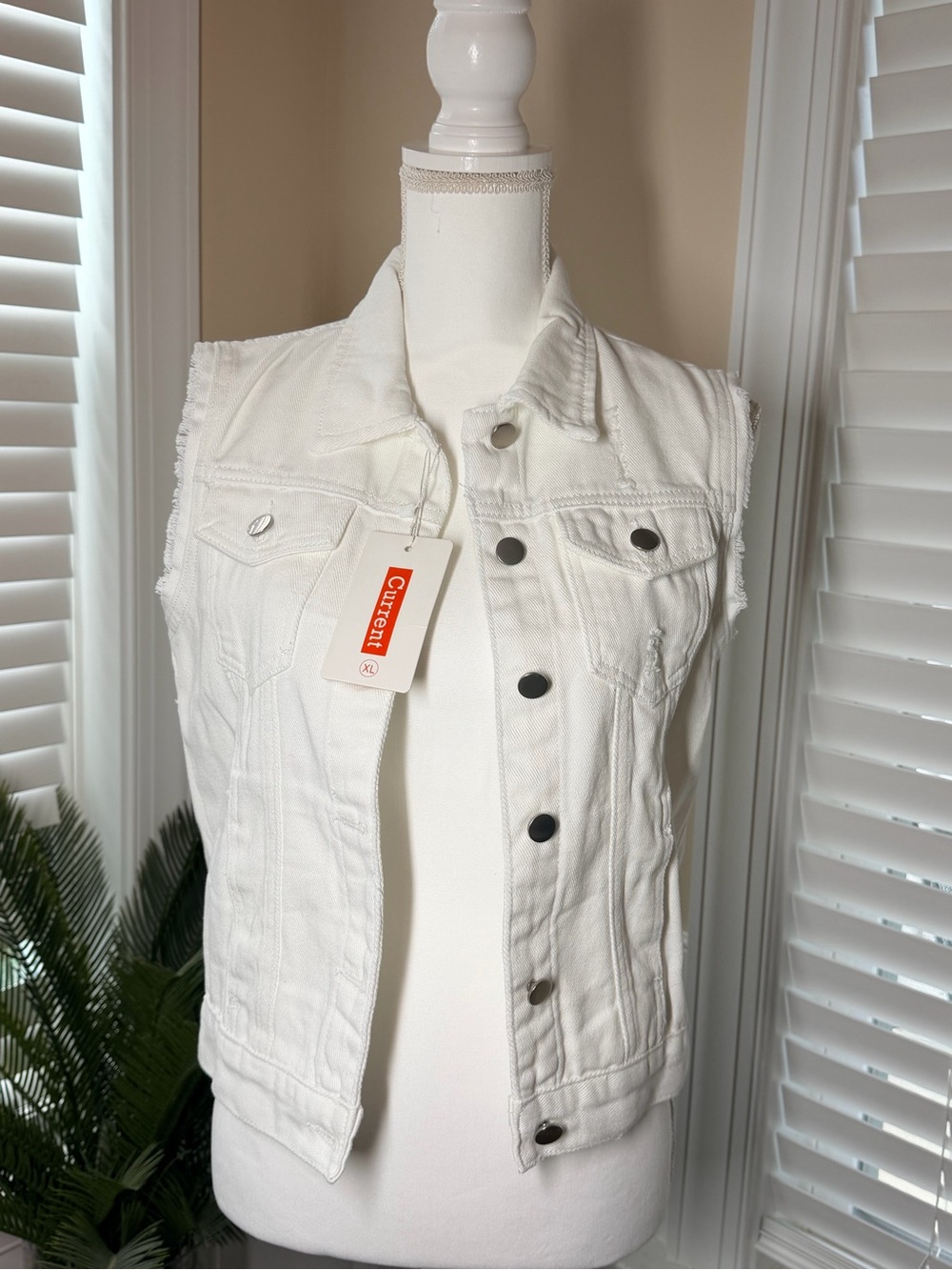 Current/Elliott White Denim Sleeveless Vest